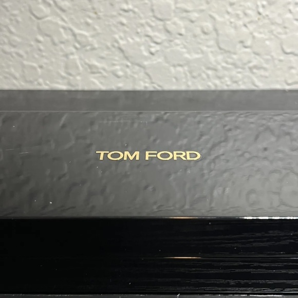 Tom Ford Men's 38mm N.002 White Dial Watch NWT - Picture 7 of 8